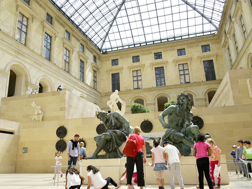 Louvre con niños